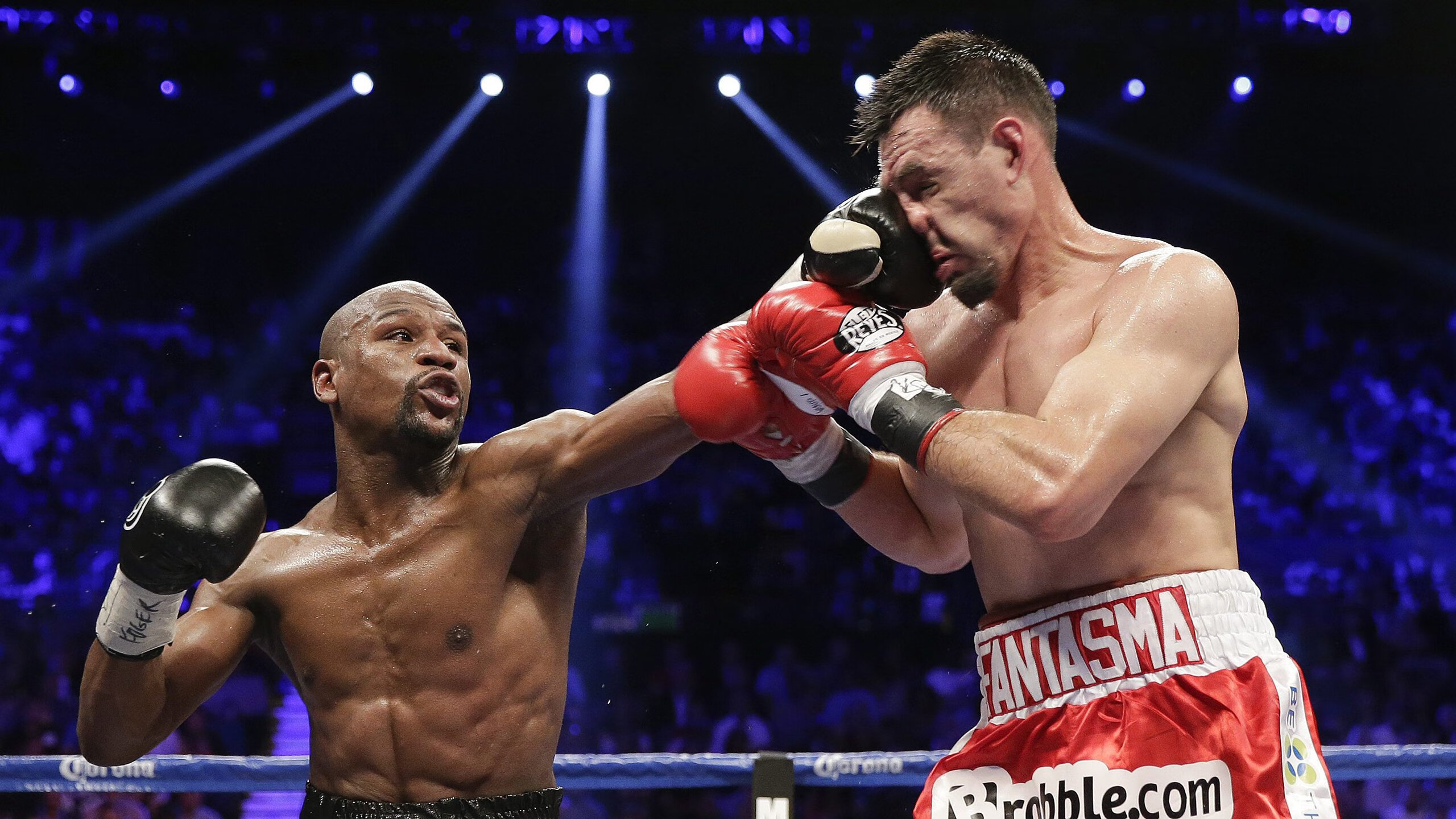 库里回应外界质疑称会继续坚持热爱，库里宣布